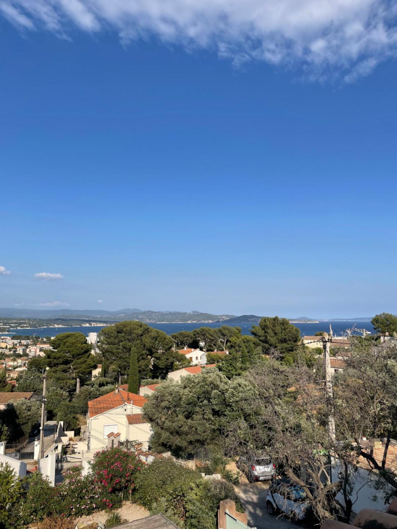 Apartment De Avec Vue Et Terrasse La Ciotat